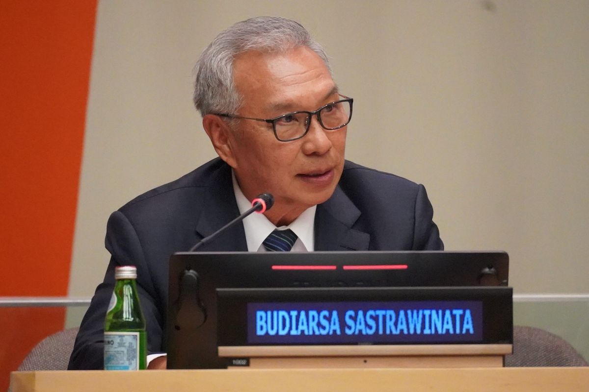 FIABCI World President Budiarsa Sastrawinata berbicara pada Partnership Forum of the Economic and Social Council 2024 (ECOSOC) yang berlangsung di Kantor ECOSOC, Markas Besar PBB, New York, Selasa (30/2/2024).