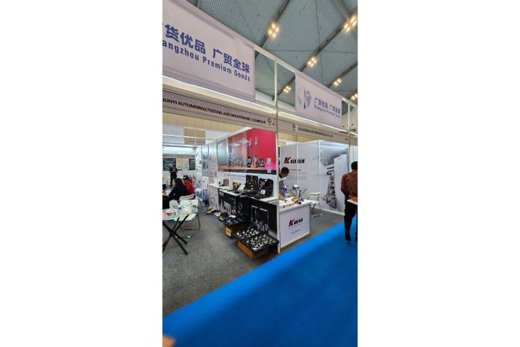 Stan peserta pameran CIAAF 2025 