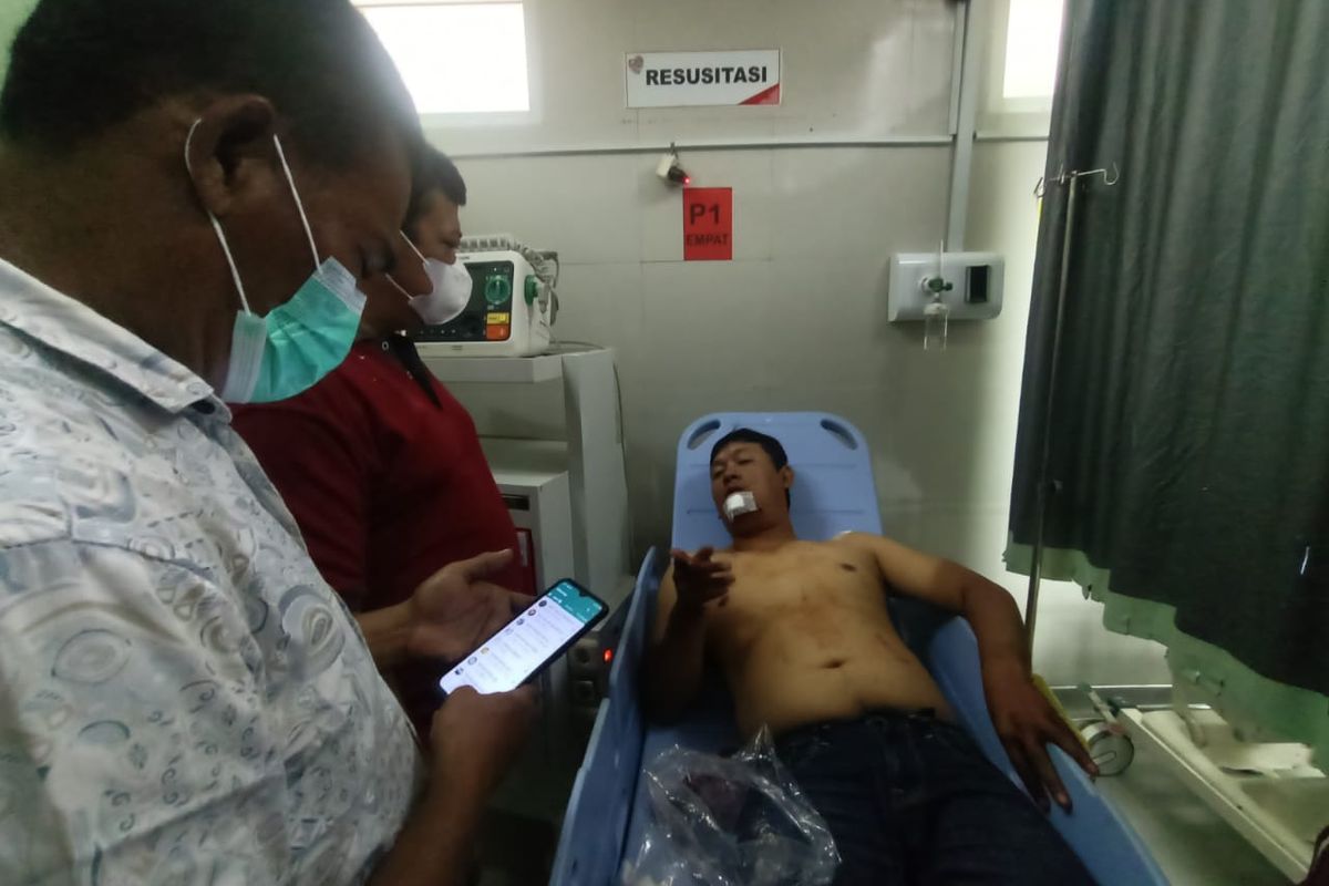 Debt collector atau mata elang (matel) ditembak orang tidak dikenal  di Jalan Kawasan Olex Balaraja Kampung Nagreg Desa Sentul Kecamatan Balaraja Kabupaten Tangerang, Kamis (15/9/2022).