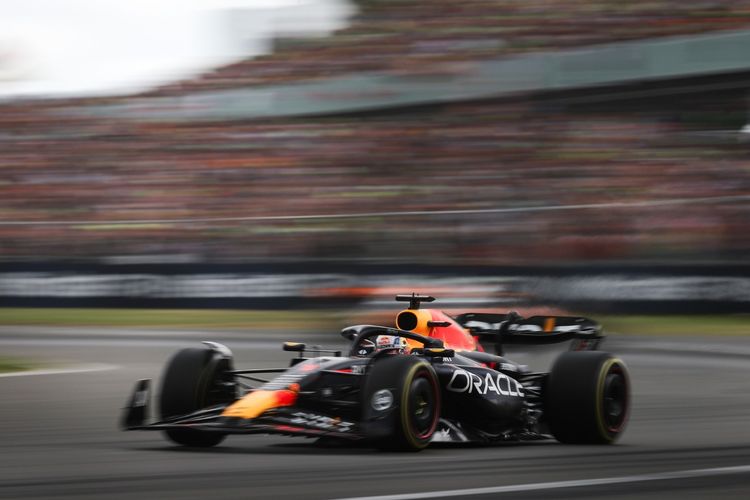 Red Bull Racing Honda menyapu bersih kemenangan pada sepuluh seri pertama di musim ini