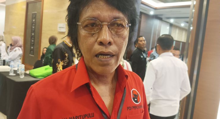 Kampanye di Bandung, Adian Napitupulu: Tidak Ada Lagi Kader PDI-P yang Tidur-tiduran