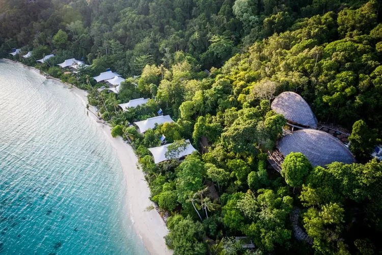 Bawah Reserve Kepulauan Riau, Pengalaman Menginap Mewah Rasa Maladewa