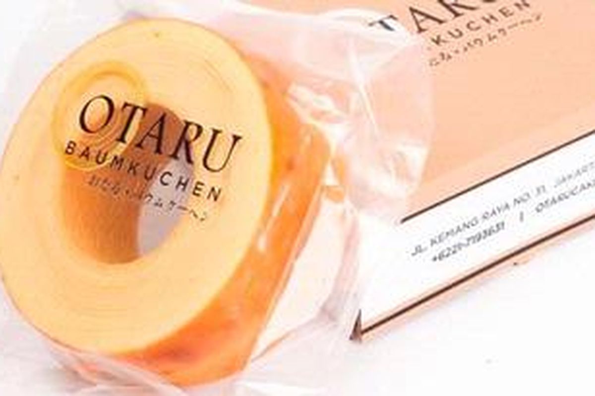 Otaru Baumkuchen dengan varian rasa original. 