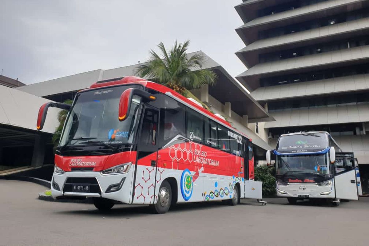 Bus Bio Laboratorium buatan Laksana