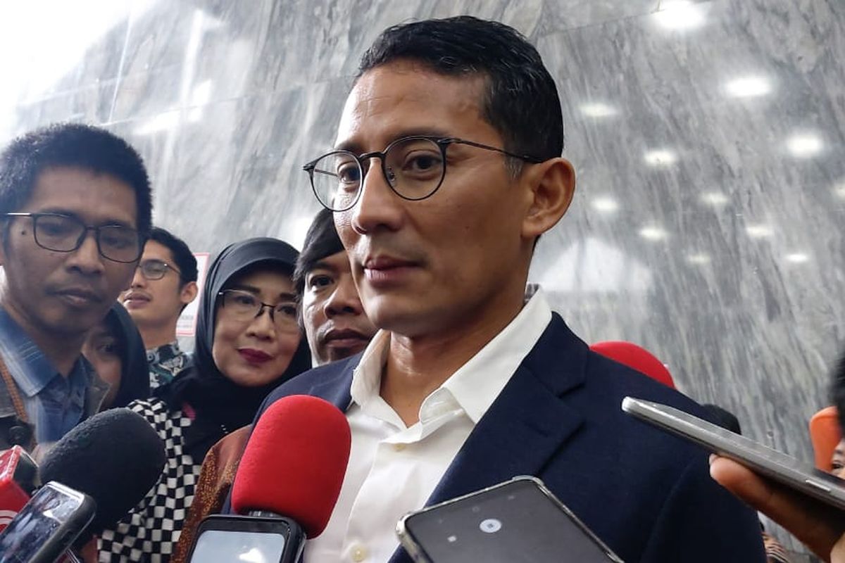 Wakil Ketua Dewan Pembina Gerindra Sandiaga Uno di DPR, Senayan, Jakarta, Selasa (4/2/2020).