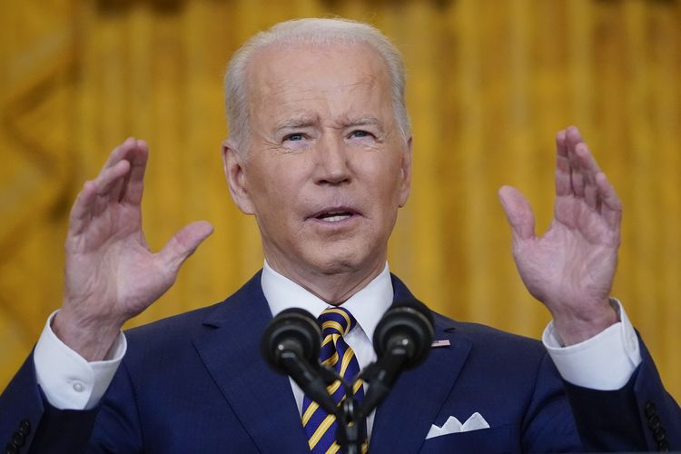 Presiden Amerika Serikat Joe Biden saat konferensi pers di East Room, White House, Washington DC, Rabu (19/1/2022).