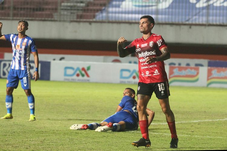 Stefano Lilipaly dalam laga pekan ke-14 Liga 1 2021-2022 antara Bali United dan Persiraja Banda Aceh di Stadion Maguwoharjo, Sleman, Yogyakarta, Selasa (30/11/2021) malam WIB.