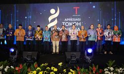 Genjot Pariwisata dan Lestarikan Budaya, Walkot Makassar Raih Apresiasi Tokoh Indonesia 2024 