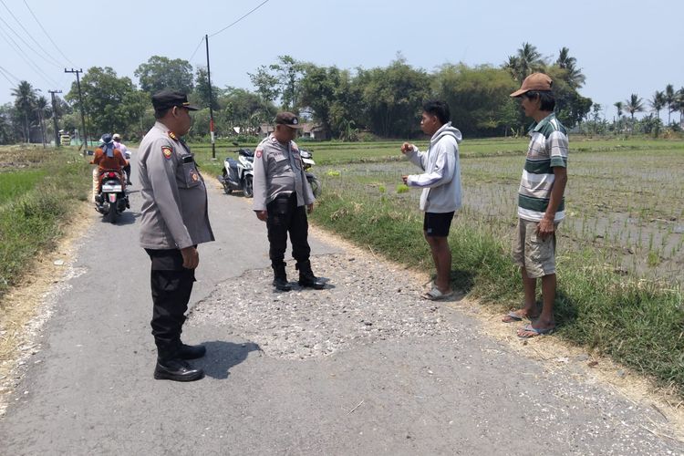 Pelajar di Lumajang Dibegal Saat Berangkat Sekolah, Motor Dibawa Kabur