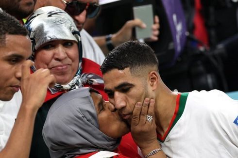 Maroko Libas Belgia di Piala Dunia 2022, Peluk dan Cium Hakimi dengan Sang Ibu