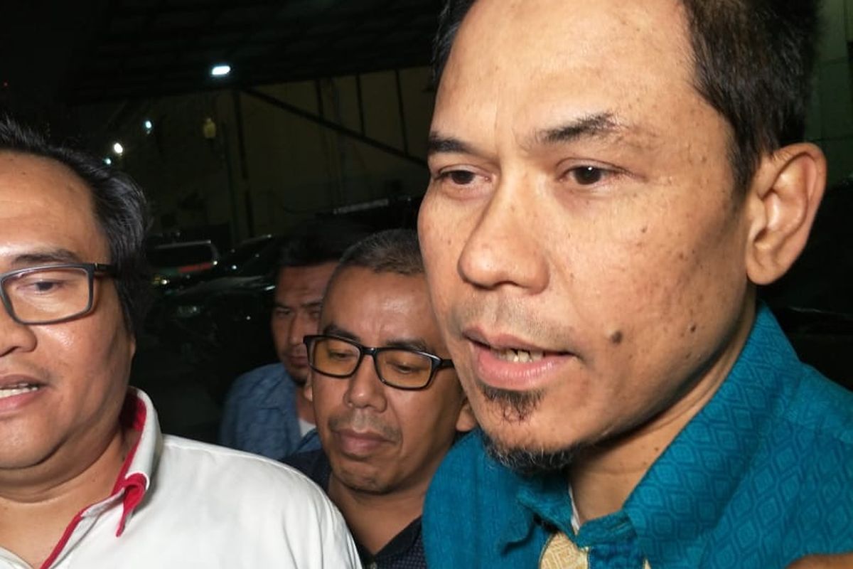 Sekretaris Umum (Sekum) Front Pembela Islam (FPI), Munarman di Polda Metro Jaya, Jakarta Selatan, Rabu (9/10/2019).