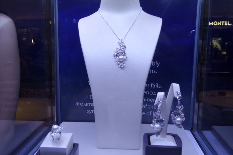 Koleksi The Elemental, koleksi kolaborasi Mondial Jeweler bersama Tex Saverio.