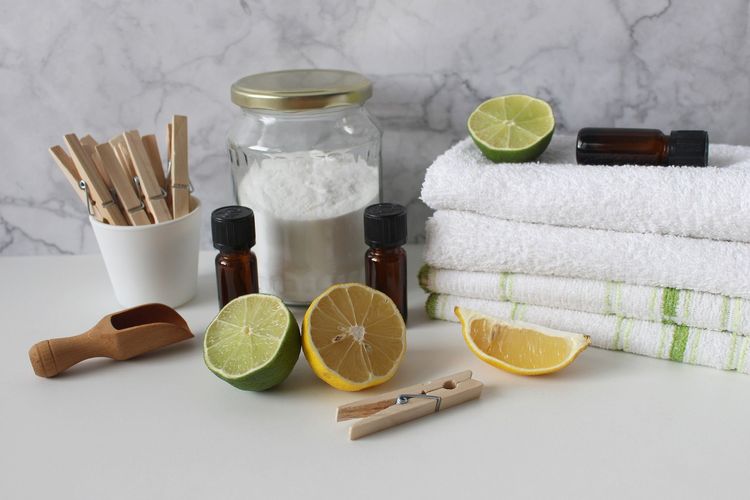 Ilustrasi baking soda atau soda kue untuk mencuci pakaian. 