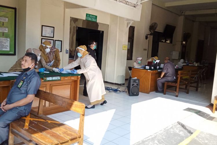 Kantor PN Semarang gelar tes Covid-19 