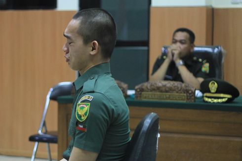 Prada DP Menangis Dituntut Penjara Seumur Hidup dan Dipecat dari Satuan