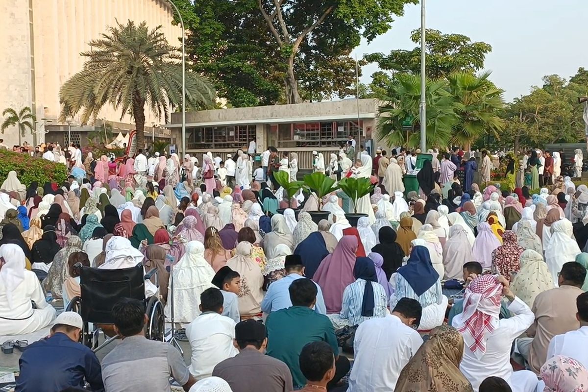 Ilustrasi shalat Idul Adha.