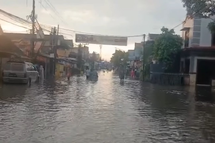 Banjir Sukoharjo Tak Kunjung Surut, Warga Solo Baru Keluhkan Drainase Mampet