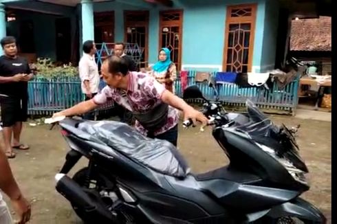 Cerita Desa Miliarder Kuningan, Lebih dari 20 Orang Beli Motor Baru Setiap Harinya