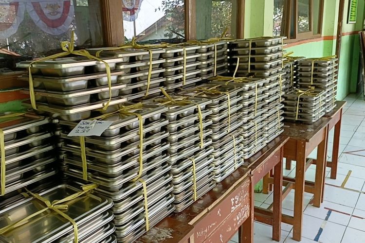 Ilustrasi MBG. Koordinator Wilayah Satuan Pelayanan Pemenuhan Gizi (SPPG) Kota Cimahi, Hanif Abdul Rafi sebut guru sebagai pencicip sajian Makan Bergizi Gratis (MBG) tidak akan berlaku di Kota Cimahi.HS).