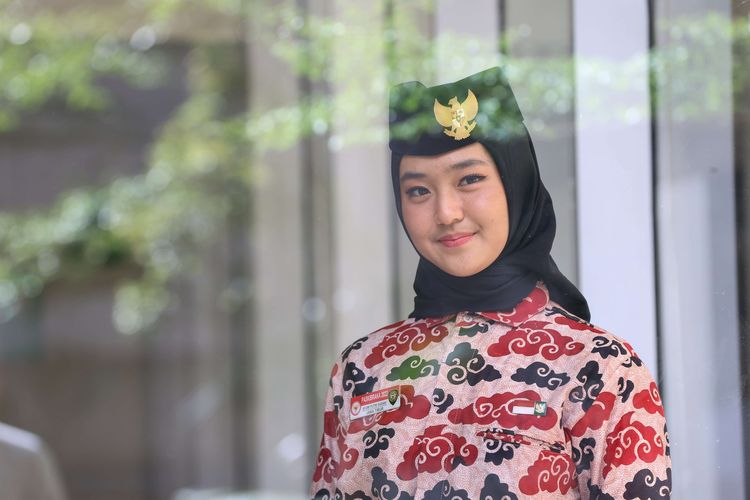 Tim Pasukan Pengibar Bendera Pusaka (Paskibraka) Nasional upacara HUT Kemerdekaan Ke-77 RI tahun 2022, Ayumi Putri Sasaki saat ditemui di Jakarta, Kamis (18/8/2022). Ayumi Putri Sasaki terpilih jadi pembawa Merah Putih saat diturunkan.