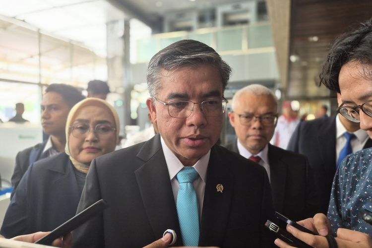Menaker Jamin UU Ketenagakerjaan Lindungi Hak Buruh hingga Cegah Loker Fiktif