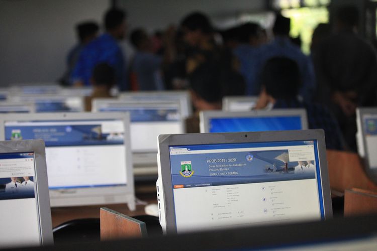 Jalur Khusus Krama Desa Adat SPMB SMA/SMK Bali Dibuka Besok, Cek Syarat dan Kuotanya