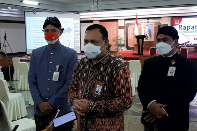 Ketua KPK Firli Bahuri menghadiri acara di Gedung Gradhika Bhakti Praja Jawa Tengah, Kamis (11/11/2021).