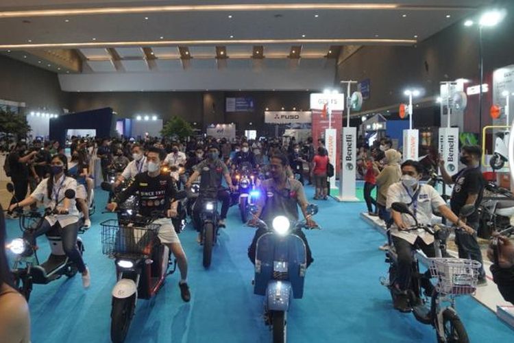 Pameran kendaraan listrik Periklindo Electric Vehicle Show (PEVS) sukses digelar pada 22-31 Juli 2022. 