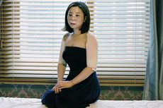 Gambaran Wanita Korea Selatan di Tahap Penyembuhan Usai Operasi Plastik
