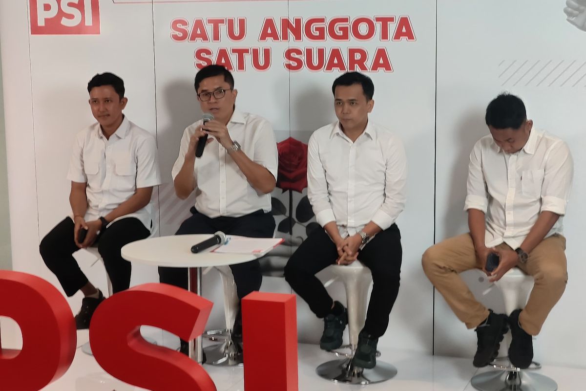 Konferensi pers Partai Solidaritas Indonesia (PSI) mengenai penetapan tiga calon ketua umum PSI, di Kantor DPP PSI, Jakarta, Selasa (24/6/2025).