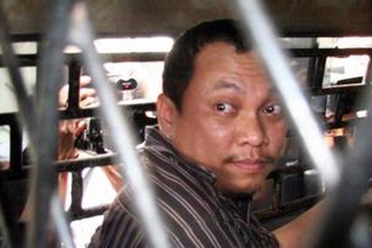 Terdakwa kasus mafia pajak Gayus Halomoan Pertahanan Tambunan akan dipindahkan ke Rutan Negara Kelas 1 Cipinang usai menjalani sidang di PN Jakarta Selatan, Senin (22/11/2010).