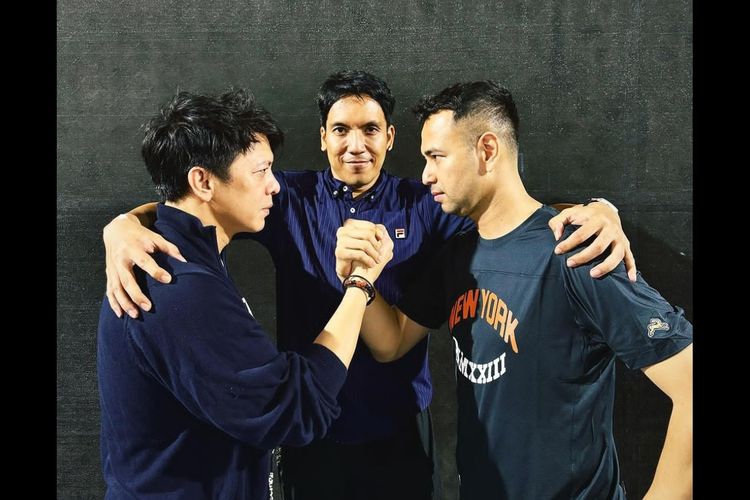 Raffi Ahmad menantang penyanyi Ariel NOAH untuk bertanding tinju.bHal tersebut terungkap dalam acara Superstars Knockout 2023 yang mempertemukan Jefri Nichol dan El Rumi pada 17 November 2023 di Mahaka Square Kelapa Gading, Jakarta Utara.