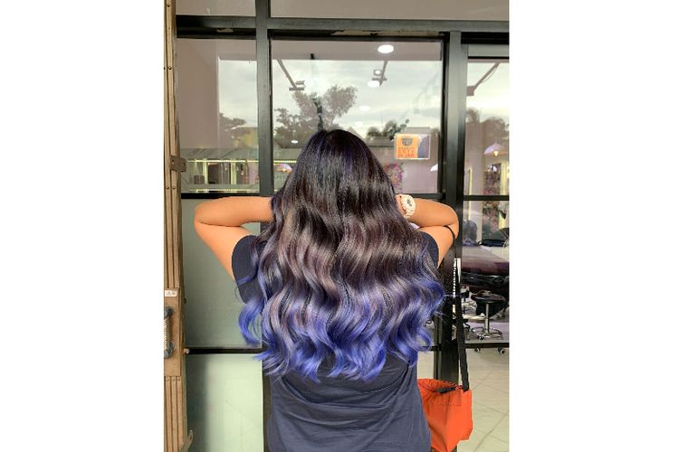 Ilustrasi rambut balayage purple