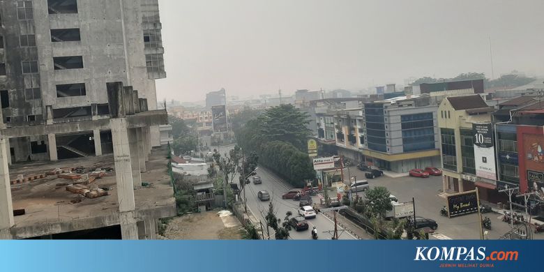 Kabut Asap Semakin Pekat Sma Dan Slb Di Kalimantan Barat