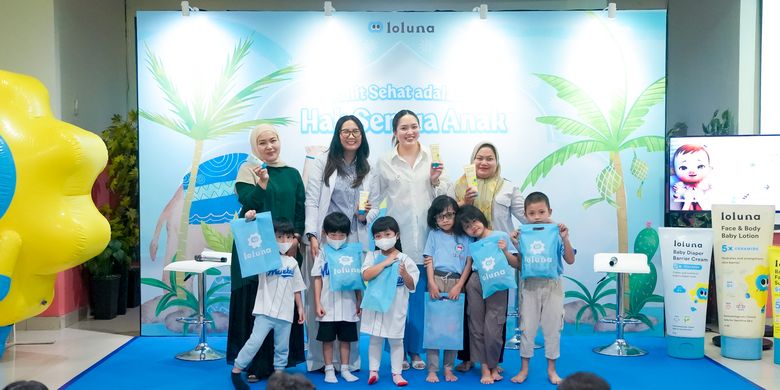 Loluna menggelar kegiatan berbagi dengan mengunjungi sejumlah panti asuhan yang merawat bayi baru lahir.
