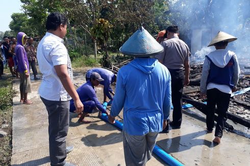 Setelah Suara Ledakan, 2 Rumah di Grobogan Ludes Terbakar, 1 Hangus