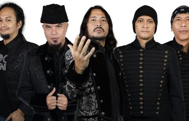 Bersama Marcello Tahitoe sebagai vokalis baru, Dewa 19 merilis singel baru yang bertajuk Juliette.