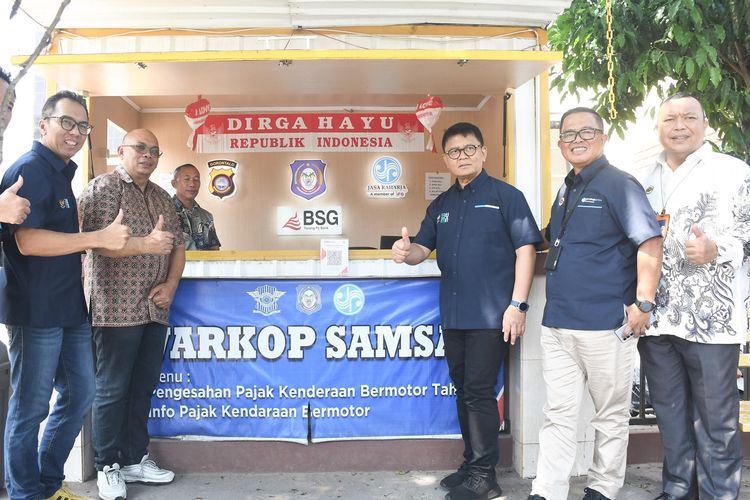 Jasa Raharja mengunjungi inovasi Tim Pembina Samsat Gorontalo yang mengembangkan Warkop Samsat untuk memudahkan masyarakat membayar pajak. 
