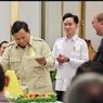 Bareng Gibran, Prabowo Potong Tumpeng saat Resmikan Kantor Danantara