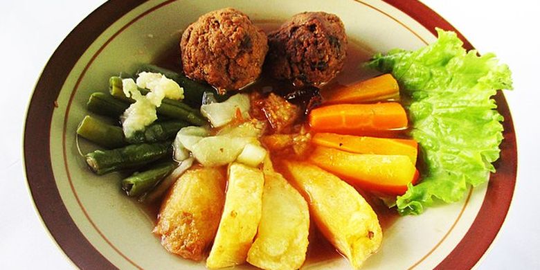 Resep Selat Solo, Hidangan Lengkap Berisi Karbohidrat dan Protein - Vimarsana News