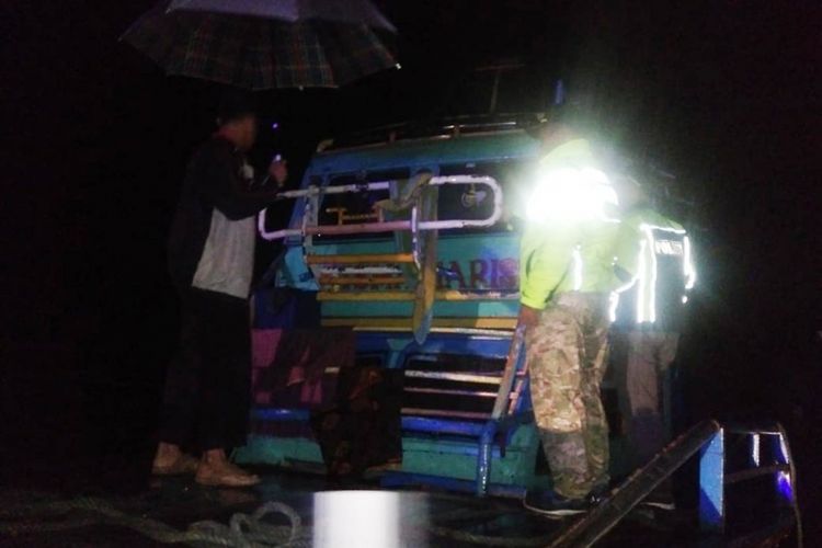 KM Ramos Risma Marisi yang mengalami kecelakaan usai mengantar penumpangnya, Jumat (22/6/2018) malam