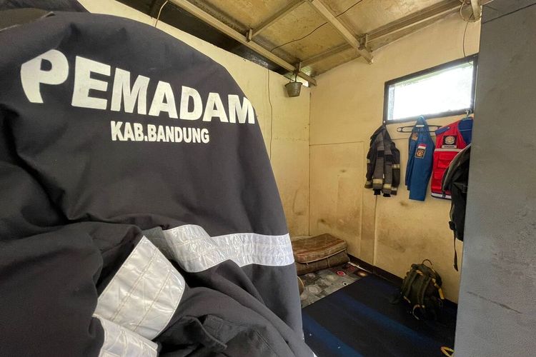 Kondisi Kantor Pemadam Kebakaran, Kabupaten Bandung, Sektor Cileunyi yang mengkhawatirkan, Kamis (3/8/2023)
