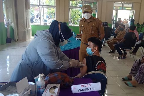 Ketua RT/RW di Padang Dihadiahi Voucer Nginap di Hotel Berbintang jika Mampu Ajak Warga Divaksin