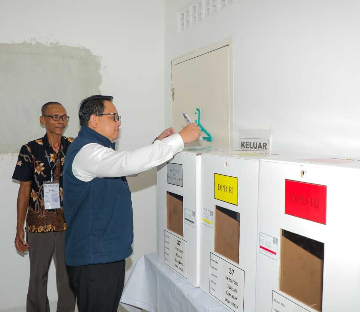 Masuk DPT Tambahan, Plh Gubernur Jatim Hanya Mencoblos Capres-Cawapres di Surabaya