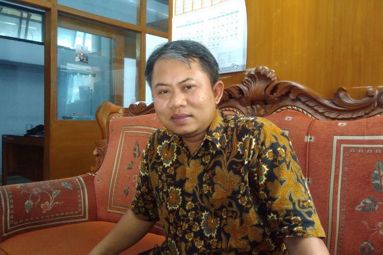 Ketua KPU Gunungkidul Ahmadi Ruslan Hani Saat ditemui di kantornya Selasa(23/4/2019)