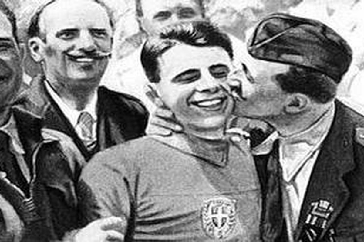 Attilio Pavesi saat juara Olimpiade 1932