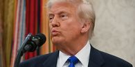 Baru Saja Terima Hadiah Jet Mewah, Trump Sesalkan Ukurannya yang Terlalu Besar
