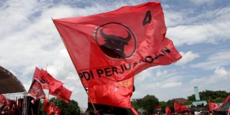 Bendera PDI Perjuangan.