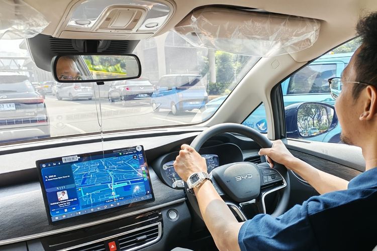 Bagaimana Cara Membaca Potensi Bahaya dari Kendaraan Lain?
