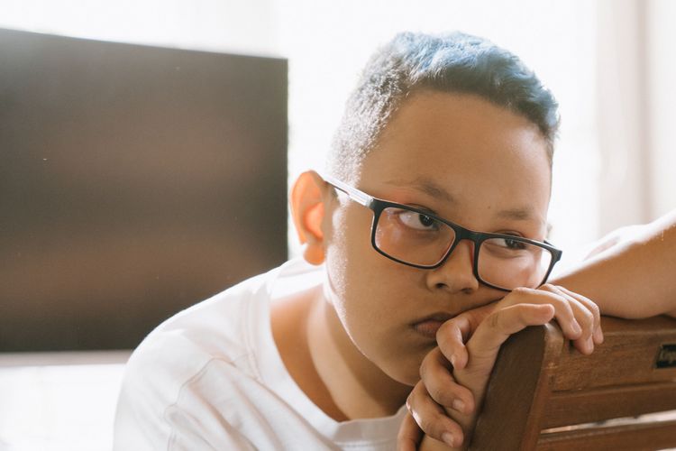 Tak Selalu Negatif, Rasa Bosan Justru Bermanfaat bagi Perkembangan Anak Menurut Psikolog